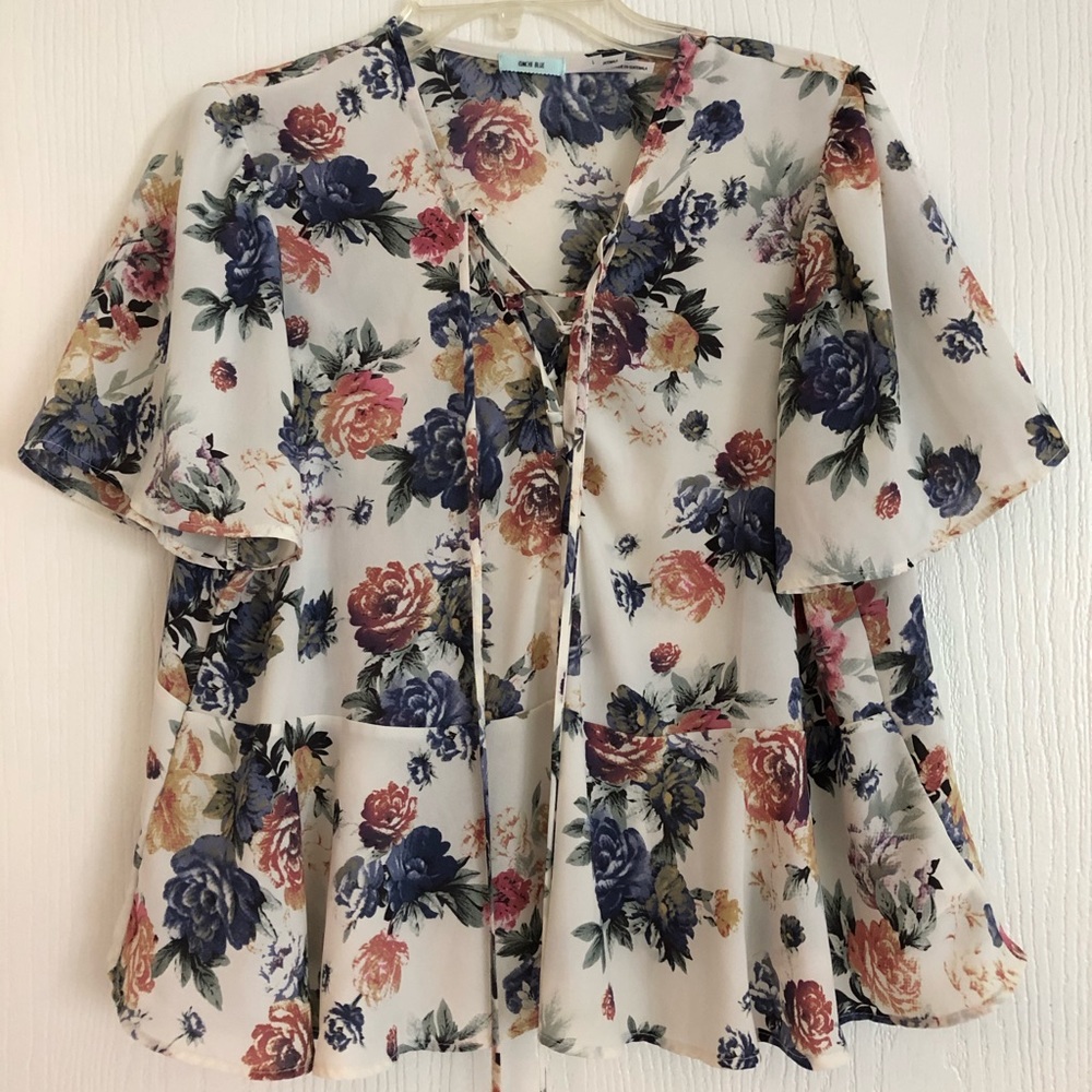 Urban outfitters Kimchi Blue flower peplum top
